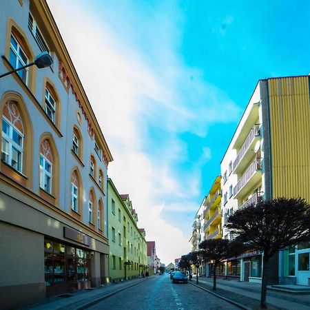 Lofty Apartamenty Namyslow I Exterior foto