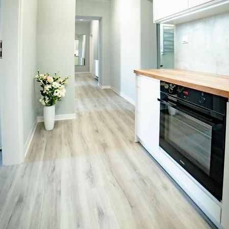 Lofty Apartamenty Namyslow I Exterior foto