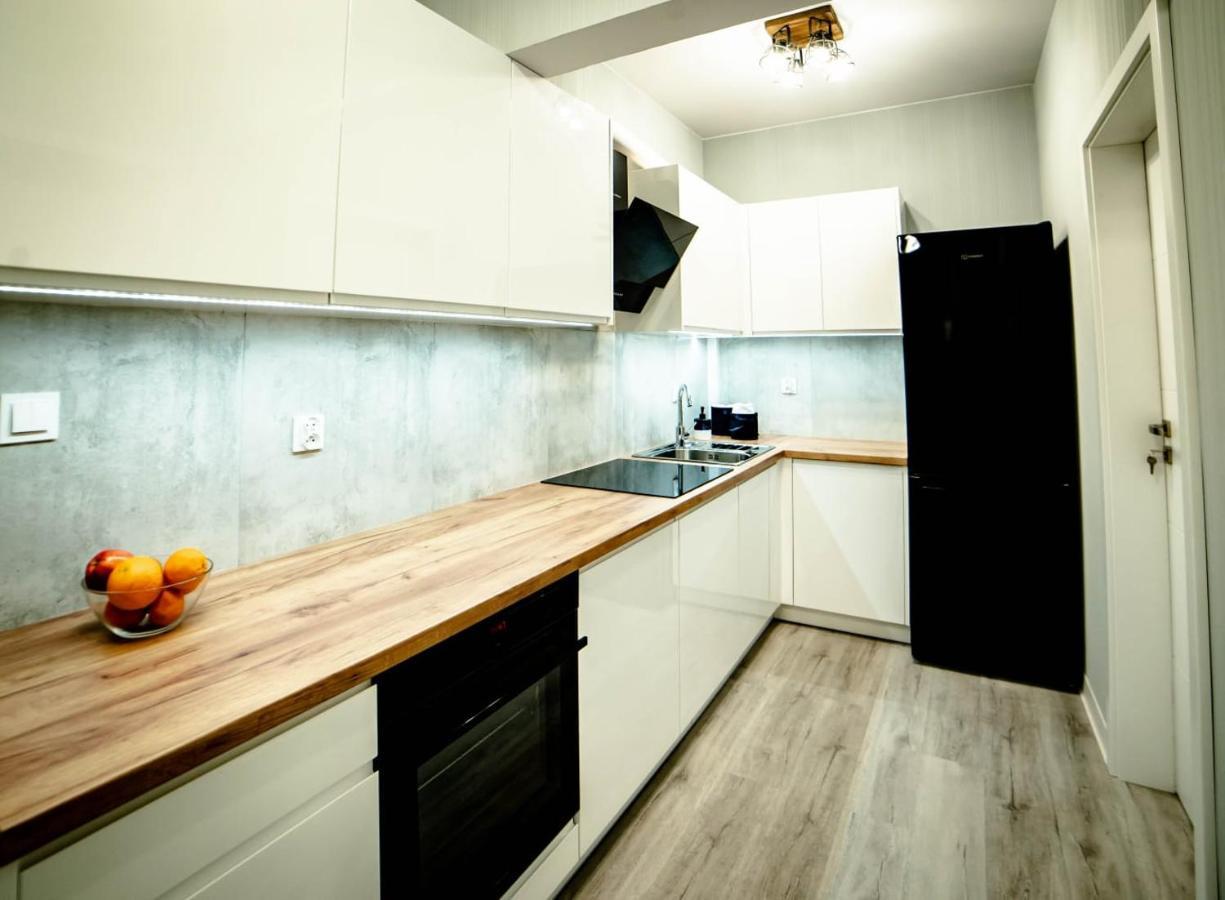 Lofty Apartamenty Namyslow I Exterior foto