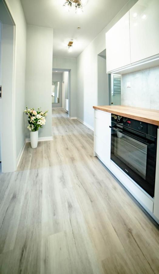 Lofty Apartamenty Namyslow I Exterior foto